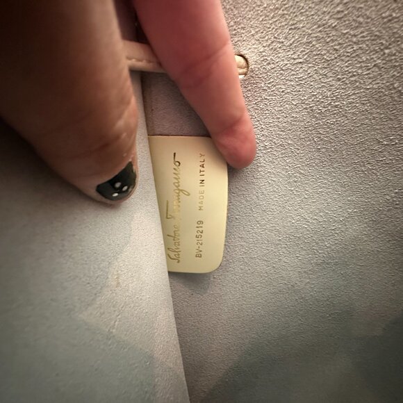 Salvatore Ferragamo Backpack Off-White Patent Leather with Pouch, Rare Vintage - Picture 12 of 14